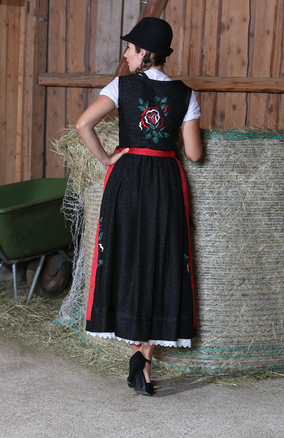 Bavarian Desert Dirndl